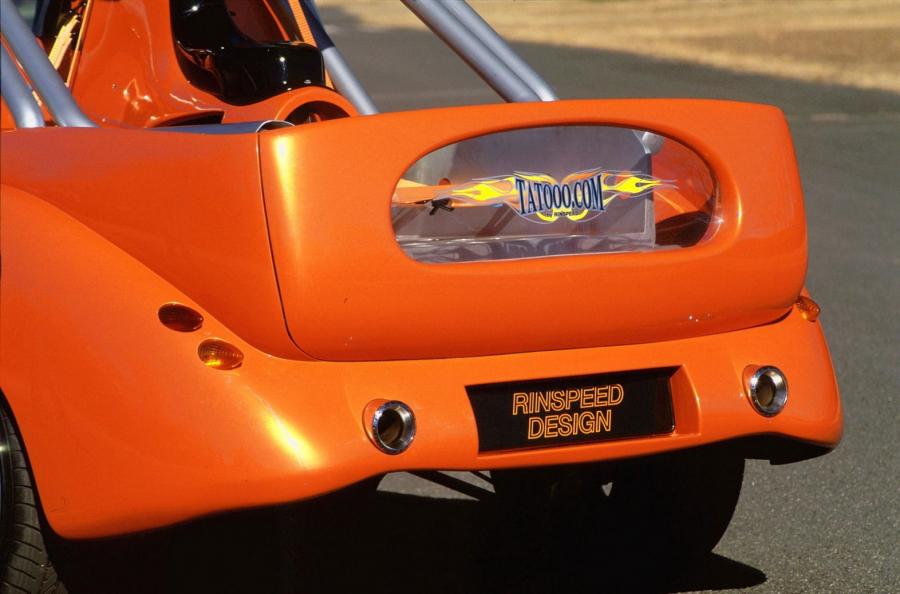 Детали интерьера Rinspeed Tatooo.com 2000 года  (фото 7 из 16)